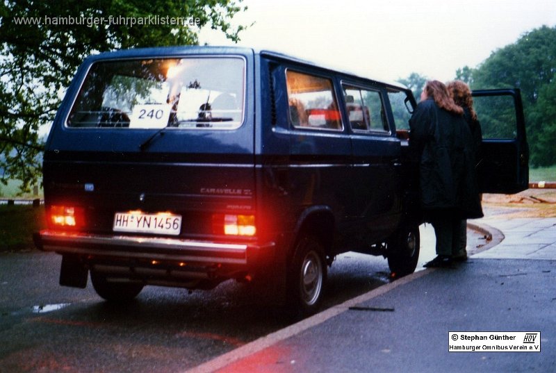 Kleinfahrzeug, Linie 240-14.jpg